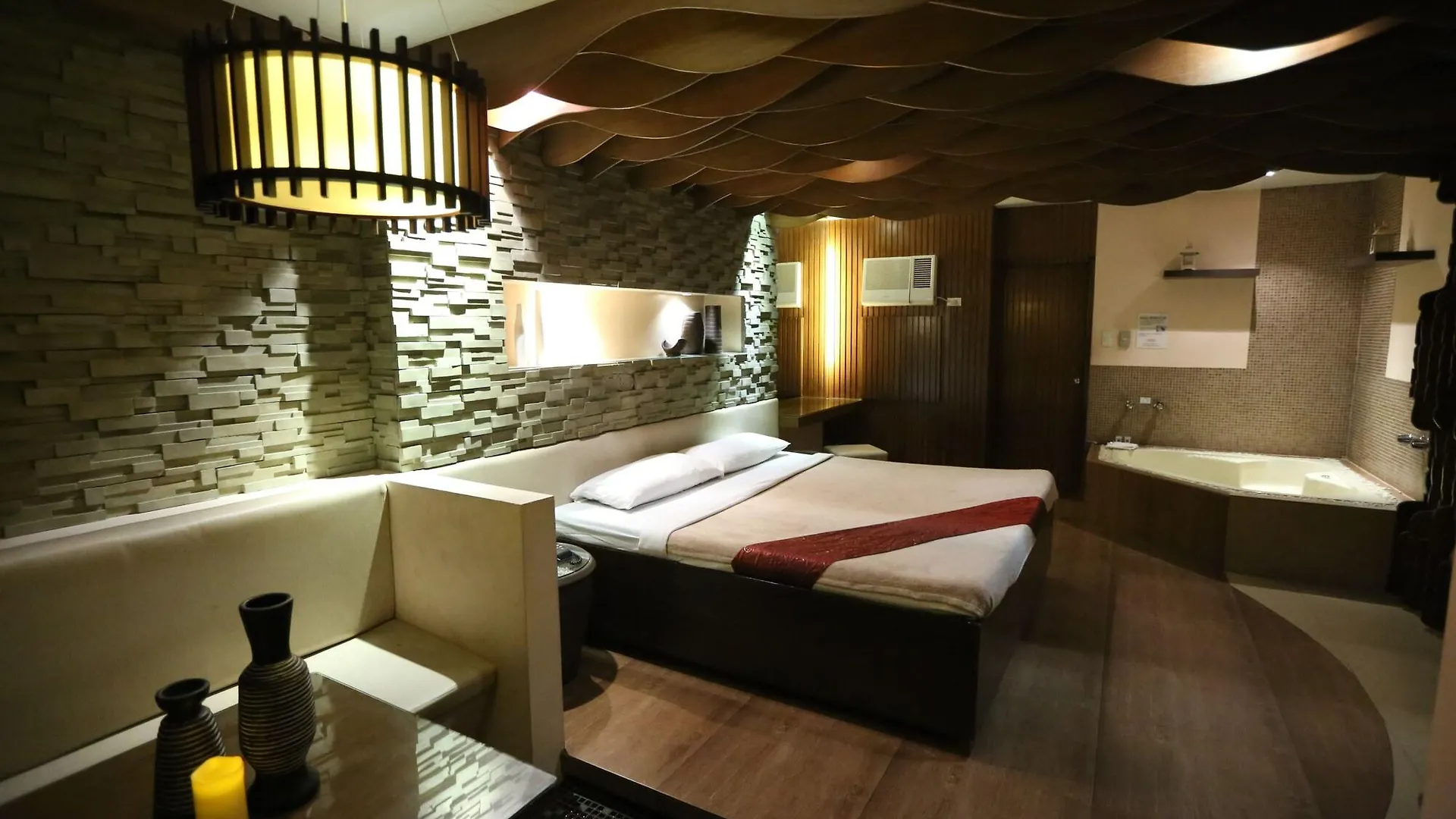 Victoria Court Panorama Hotel Pasig City