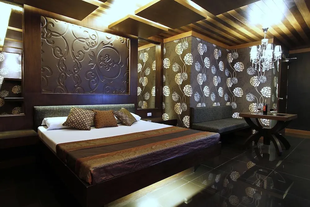 ***  Victoria Court Panorama Hotel Pasig City Philippines