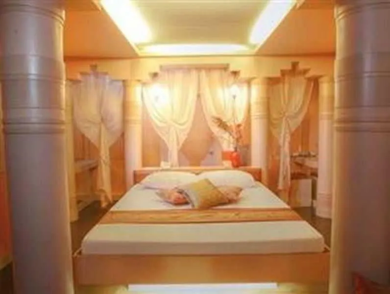 ***  Victoria Court Panorama Hotel Pasig City Philippines